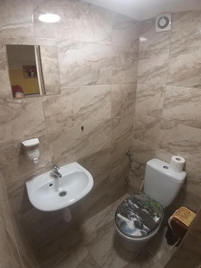 Deniz Guesthouse ブダペスト エクステリア 写真